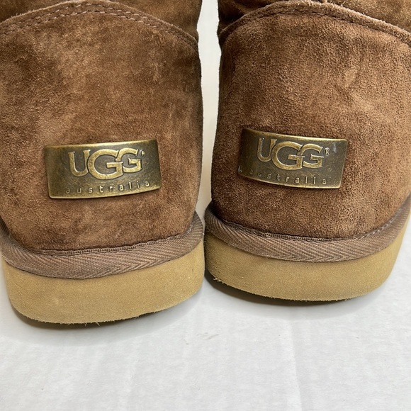 UGG Cargo Pocket 5195 Boots with Buckle Women’s Size 8 - Picture 4 of 10